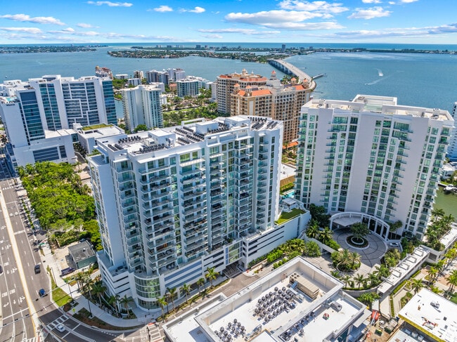 property at 301 Quay Commons