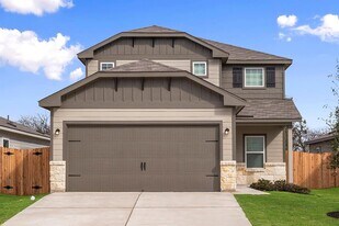 112 Paradise Cyn Dr in Jarrell, TX - Building Photo