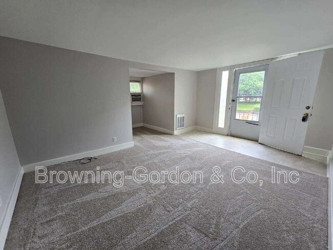 2803 W Linden Ave in Nashville, TN - Building Photo - Building Photo