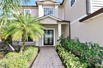 2855 Coach House Way in Naples, FL - Building Photo - Building Photo