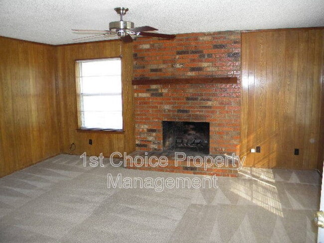 7043 Crosstimbers Ln in North Richland Hills, TX - Building Photo - Building Photo