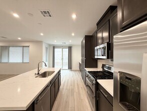11904 Glide Reflection Ave in Las Vegas, NV - Building Photo - Building Photo