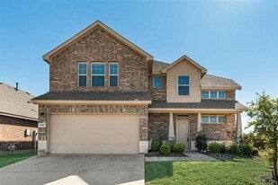 633 Bassett Hall Rd in Royse City, TX - Building Photo