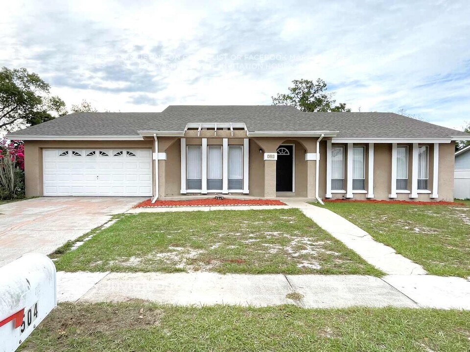 504 San Marie Ave in Altamonte Springs, FL - Building Photo