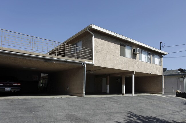 The Gates Apartments in Upland, CA - Foto de edificio - Building Photo