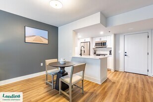 1221 S Eads St in Arlington, VA - Building Photo