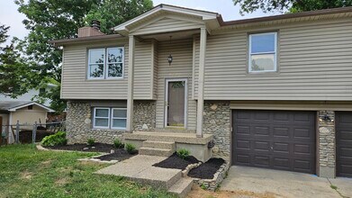 9323 Willowwood Way in Louisville, KY - Foto de edificio - Building Photo