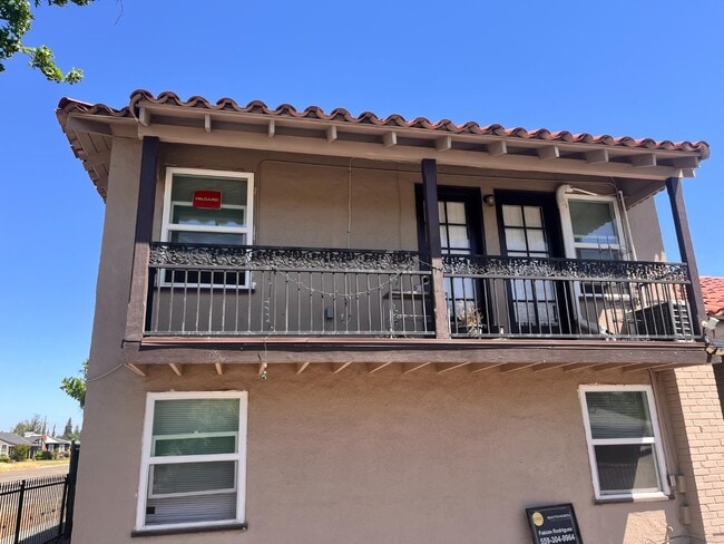 property at 640 W McKinley Ave