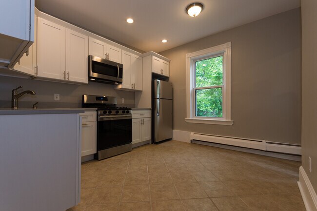 22 Highland Ave, Unit #2