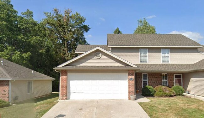 property at 7455 Noah Ct
