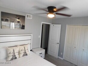 2158 E Sesame St in Tempe, AZ - Foto de edificio - Building Photo