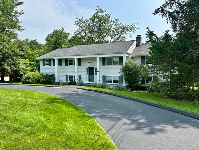property at 11 E Gate Rd