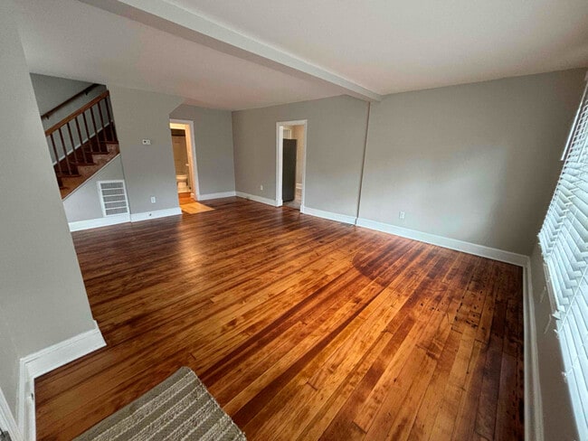 790 Rappohack Dr in White Stone, VA - Foto de edificio - Building Photo