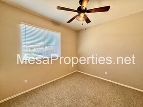 11574 Miranda Dr in Adelanto, CA - Building Photo - Building Photo