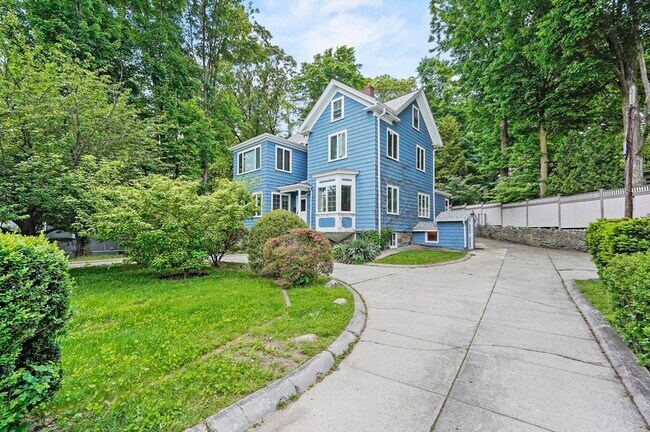 property at 20 Willow St