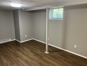 1110 Filmore Ave, Unit 4-Lower Level in Erie, PA - Foto de edificio - Building Photo