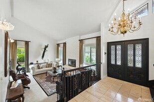 116 Oakcrest Ct in Danville, CA - Building Photo