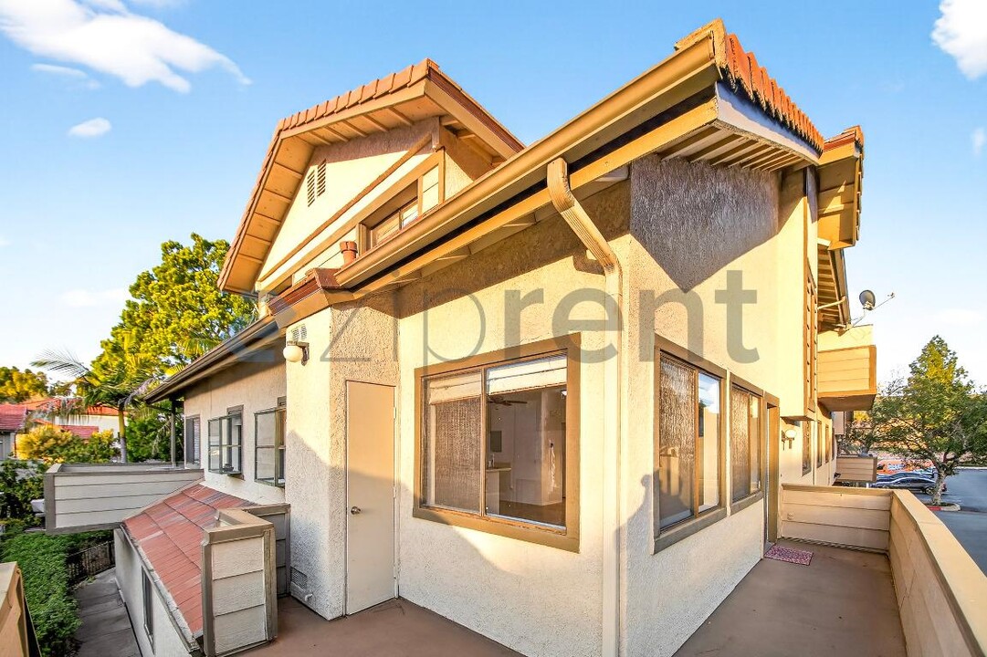 68 Maegan Pl in Thousand Oaks, CA - Foto de edificio