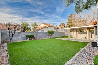 446 Nettleton Cir in Las Vegas, NV - Building Photo - Building Photo