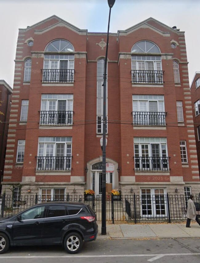 property at 2533 N Halsted St