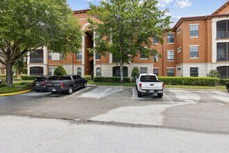 6149 Metrowest Blvd in Orlando, FL - Building Photo - Building Photo
