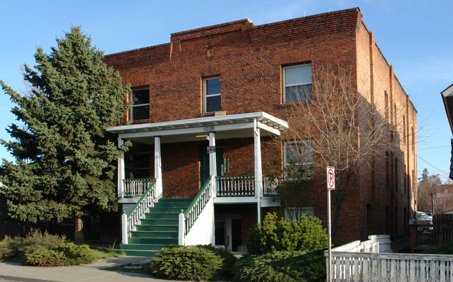 1310 W Boone Ave in Spokane, WA - Foto de edificio - Building Photo