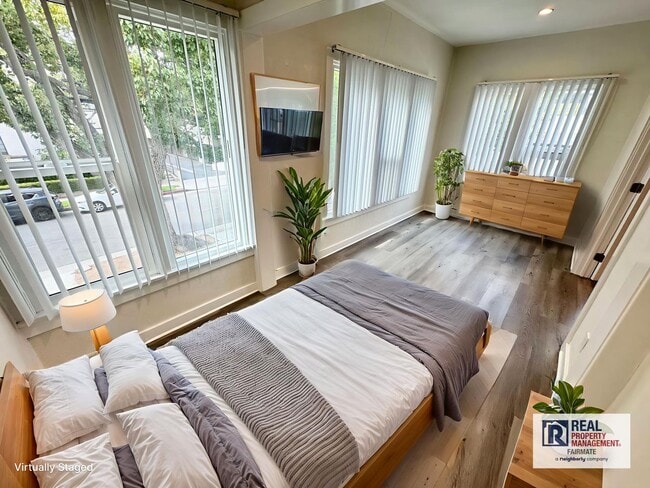 86 N Catalina Ave in Pasadena, CA - Building Photo - Building Photo