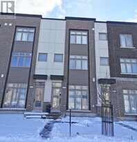 1414 Hemlock Rd in Ottawa, ON - Building Photo