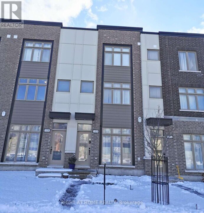 1414 Hemlock Rd in Ottawa, ON - Building Photo