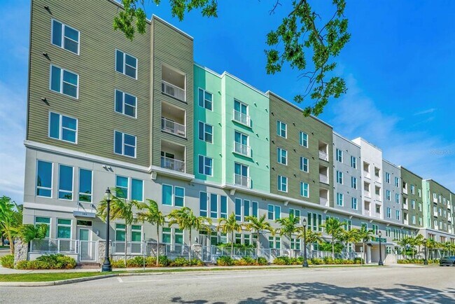 property at 1659 2nd St