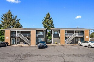 3125 E Carlisle Ave in Spokane, WA - Building Photo