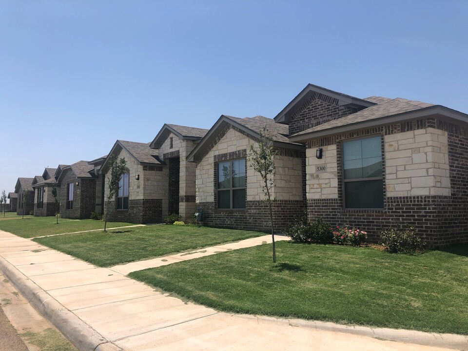 5304 Logan Ct in Midland, TX - Foto de edificio