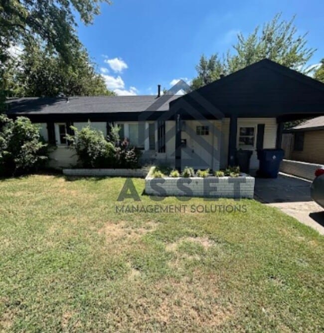 property at 2116 Westchester Dr