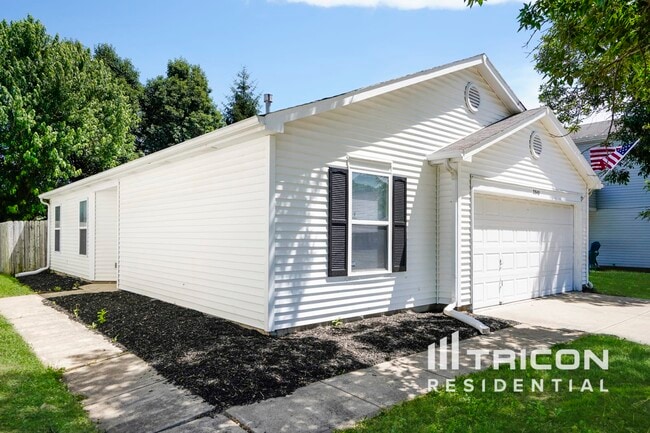 property at 2840 Redland Ln