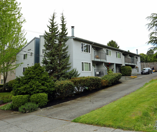 5511 32nd Ave NW in Seattle, WA - Foto de edificio - Building Photo