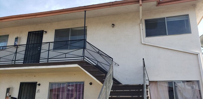 834 S Greenwood Ave in Montebello, CA - Building Photo - Building Photo