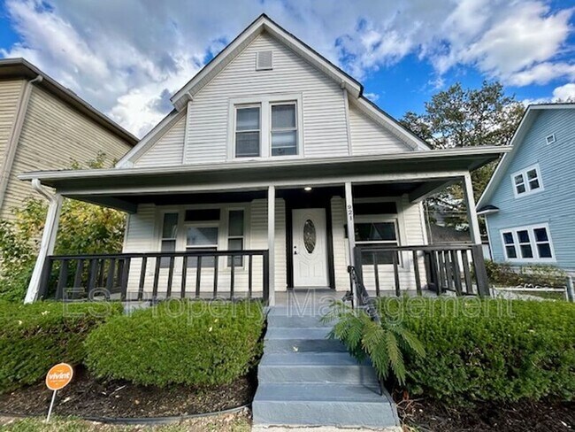 921 Tecumseh St in Indianapolis, IN - Building Photo - Building Photo