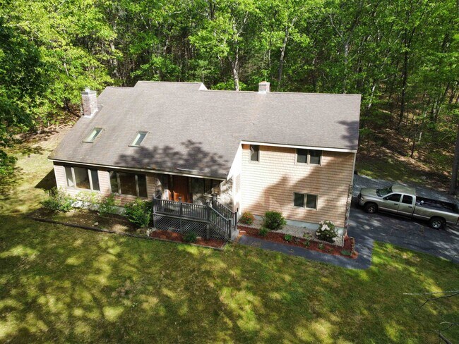 property at 200 Range Rd