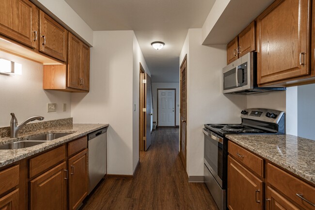 Park Place Apartments in Stevens Point, WI - Building Photo - Building Photo