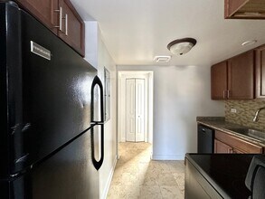 7626.5 N Milwaukee Ave in Niles, IL - Building Photo - Building Photo