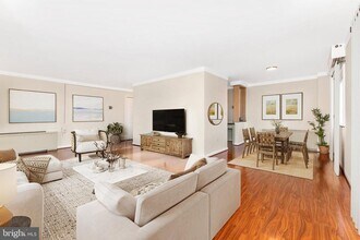 7505 Democracy Blvd in Bethesda, MD - Building Photo - Building Photo