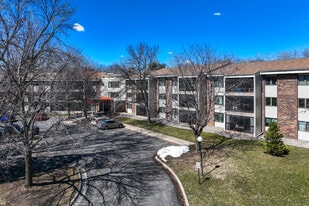 Lakewood Village Condominium in White Bear Lake, MN - Building Photo