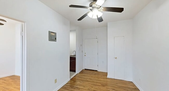 396 Prospect Pl, Unit 3 in Brooklyn, NY - Building Photo - Building Photo
