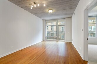 5430 N Sheridan Rd in Chicago, IL - Building Photo - Building Photo
