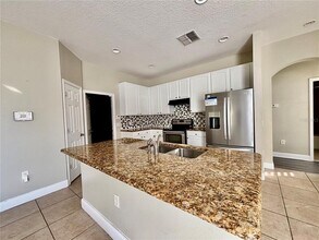 2117 Lili Petal Ct in Sanford, FL - Building Photo - Building Photo