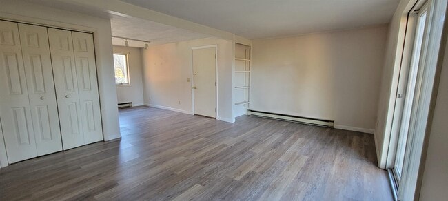 property at 23 Old Stagecoach Rd