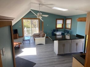 245 Granite St in Rockport, MA - Building Photo - Building Photo