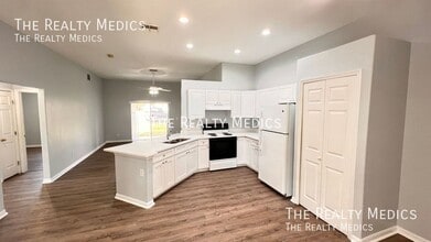 116 S Normandale Ave in Orlando, FL - Building Photo - Building Photo