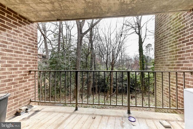 1403 Northgate Square in Reston, VA - Building Photo - Building Photo