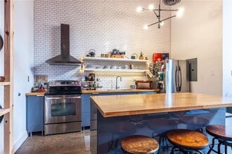 659 Auburn Ave NE in Atlanta, GA - Building Photo - Building Photo